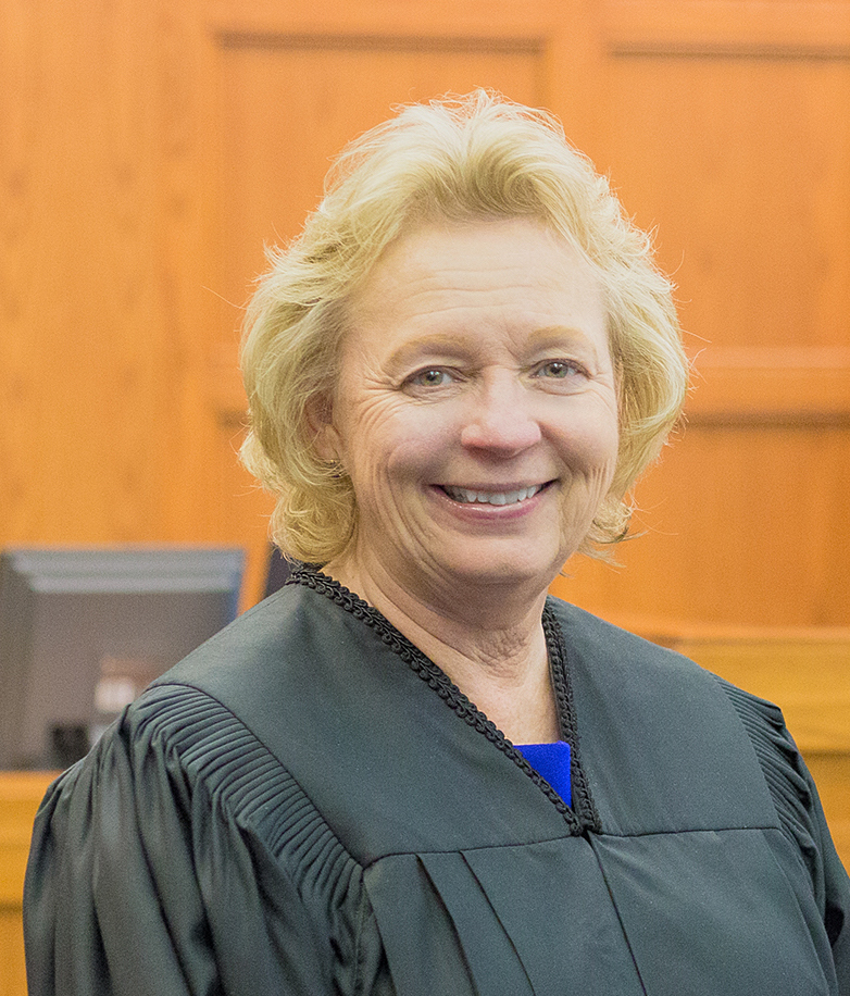 Distinguished Alumna Judge Pamela Reeves Dies - University of Tennessee ...